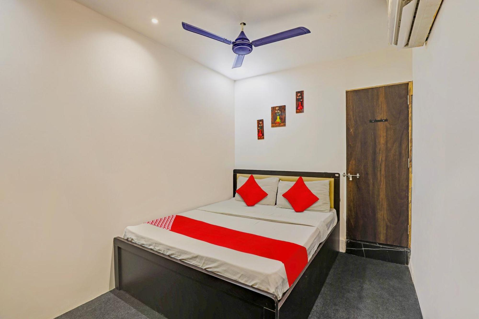Hotel O Lotus Hotel Surat Ngoại thất bức ảnh