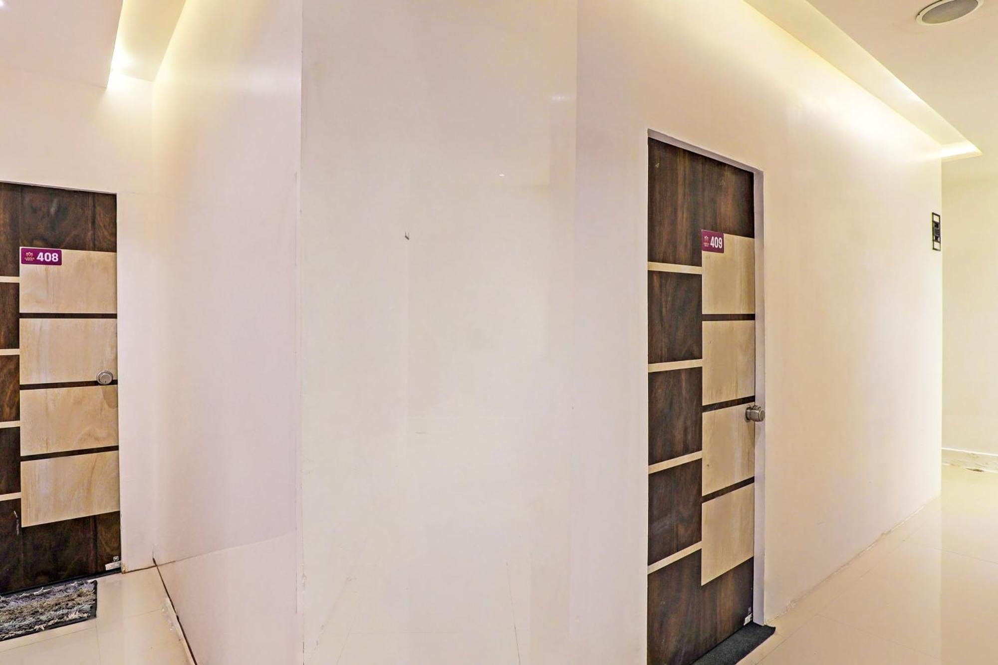 Hotel O Lotus Hotel Surat Ngoại thất bức ảnh